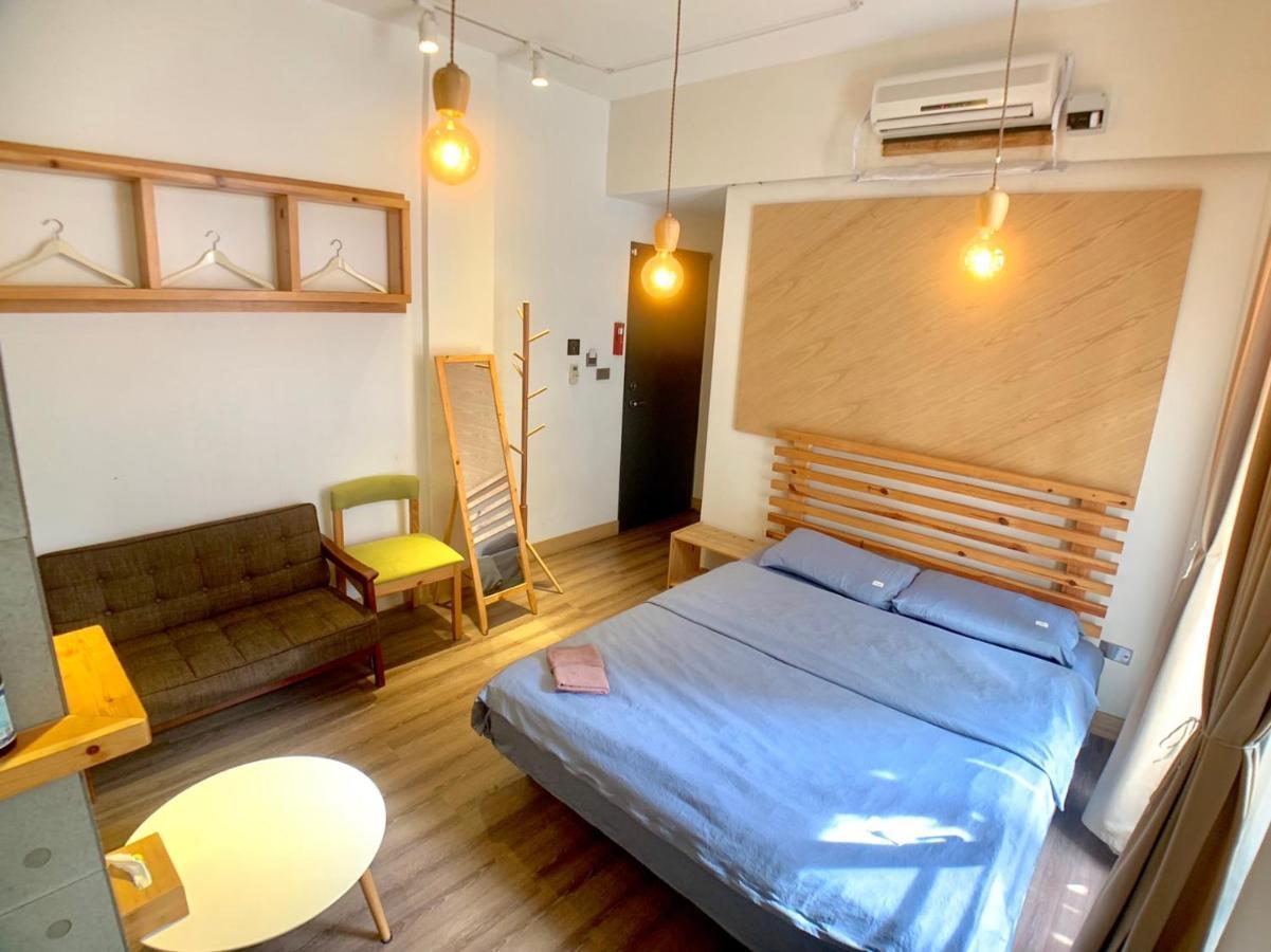 Baker Street London Style Inn Tainan Extérieur photo