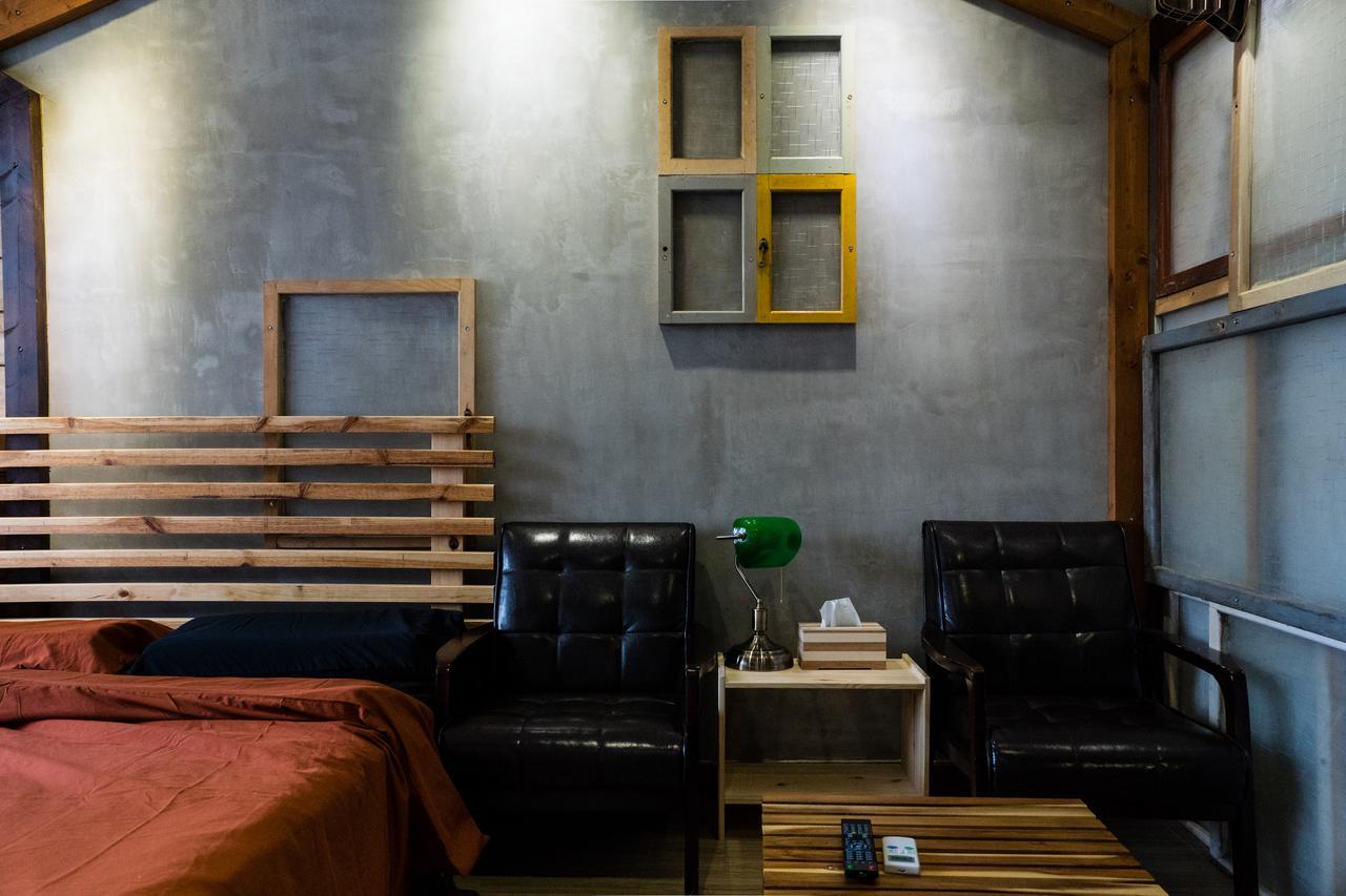 Baker Street London Style Inn Tainan Extérieur photo