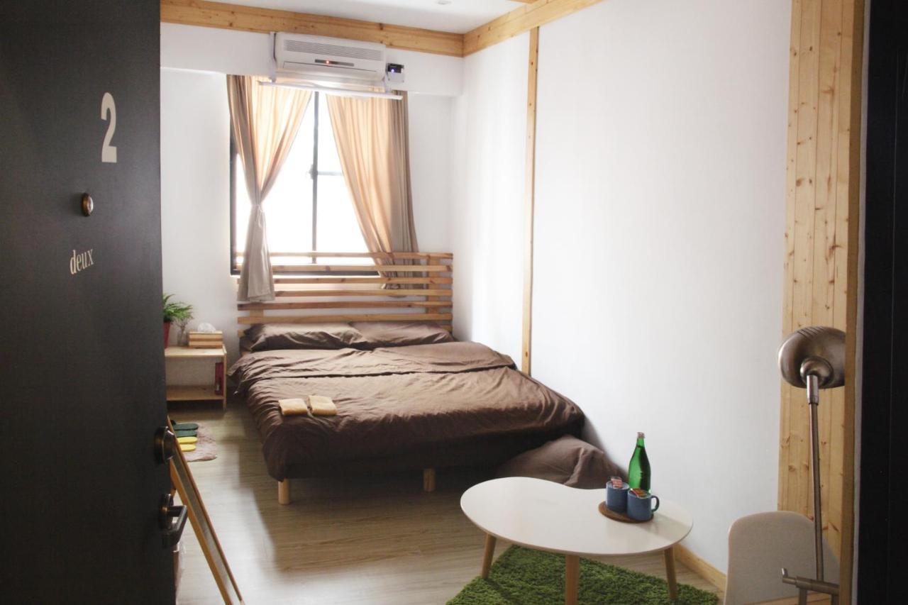 Baker Street London Style Inn Tainan Extérieur photo